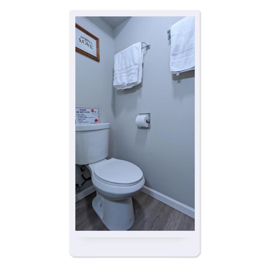 Private Guest Suite In West Bellevue Home 外观 照片